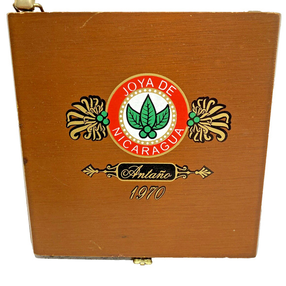 Vintage 1970's Cigar Box Purse Wood Case with Gold Beaded Top Loop Handle FLAW - Picture 2 of 13